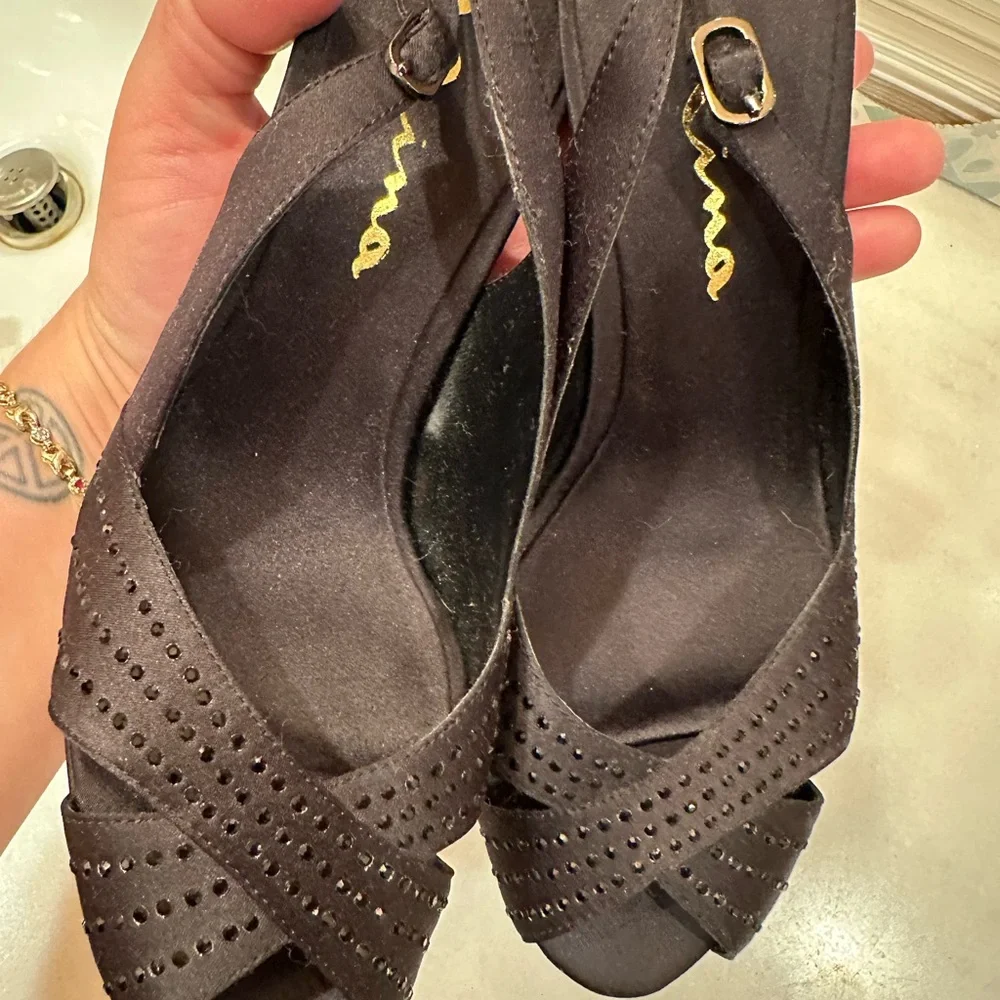 Nina Black Luster Shoes Box - Picture 4 of 8